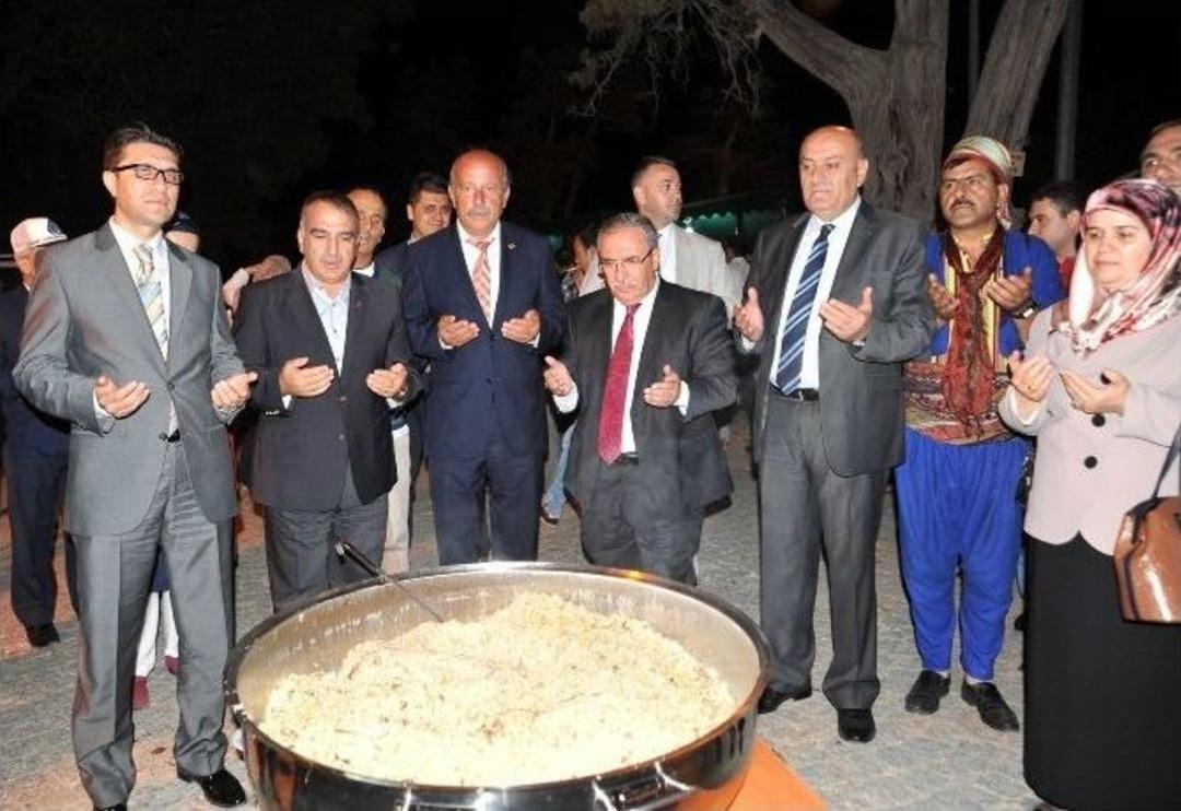 Ertuğrul Gaziyi Anma Ve Y&ouml;r&uuml;k Şenlikleri