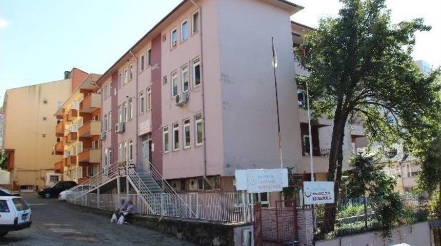 Asm&rsquo;ye Gelen Vatandaşlar N&ouml;bet Mağduru