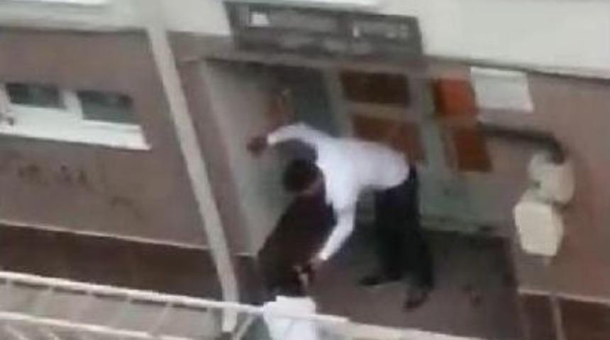Sevgiliye Şiddet Cep Telefonu Kamerasında