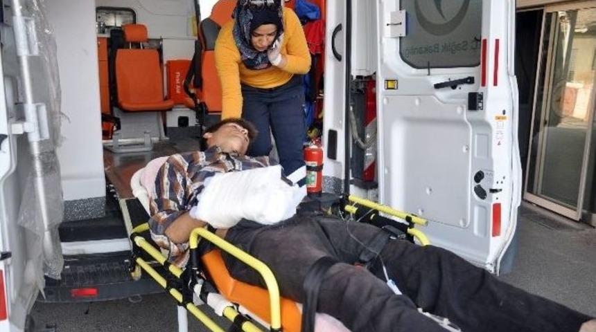 R&ouml;morku Ayırmak İsterken Elinden Oldu
