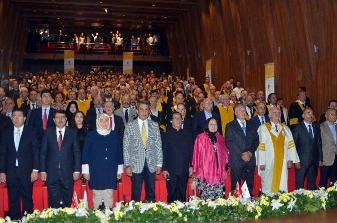 Bakan Ayşen G&uuml;rcan: &ldquo;&uuml;niversiteler Bilimin Işığından Gitmelidir&rdquo;