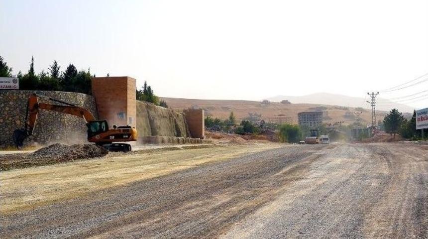 Malatya-yeşilyurt Yolu Yapılıyor