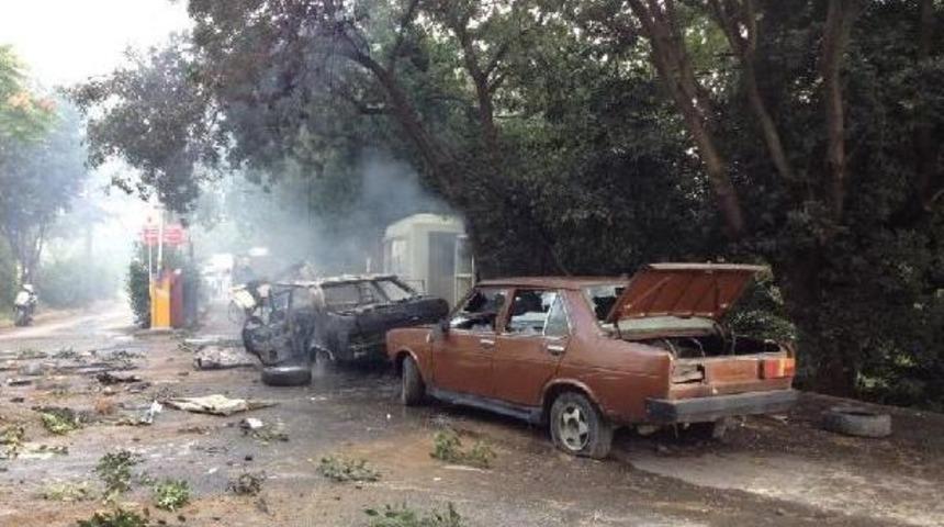 Ara&ccedil;ların Yandığı Film Sahnesinde Mahalleli "validebağ Yanıyor" Diye Evlerinden &Ccedil;ıktı