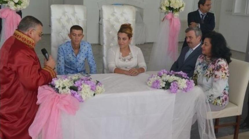 Kırklareli Valiliği 7 &Ccedil;iftin Nikahını Kıydı, 21 &Ccedil;ocuğu S&uuml;nnet Ettirdi