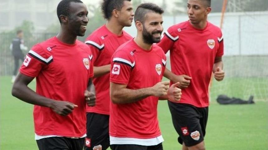 Adanaspor Galibiyeti Şehitlere Adadı