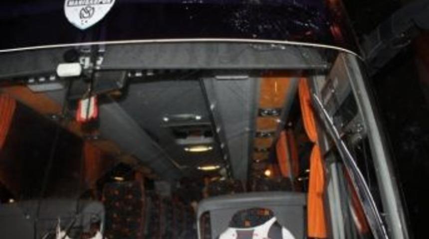 Taşlı Saldırıya Kınama