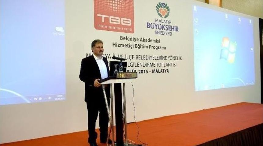 Hizmeti&ccedil;i Eğitim Seminerleri Başladı