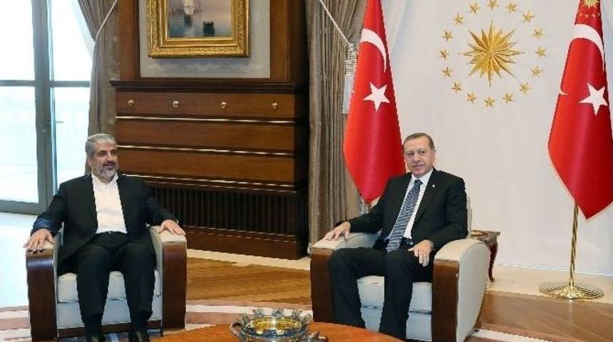 Cumhurbaşkanı Erdoğan, Hamas Siyasi B&uuml;ro Şefi Meşal&rsquo;i Kabul Etti