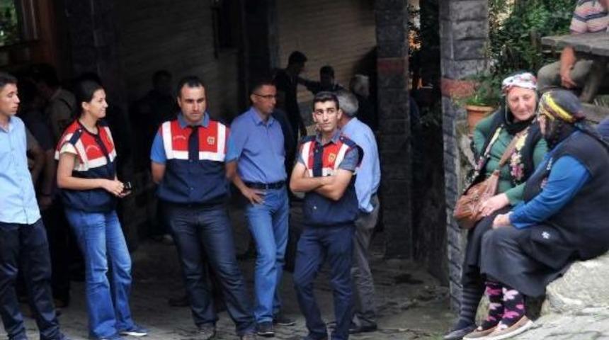 Rize'de Yeşil Yol'un Masaya Yatırılacağı Toplantıda Gerginlik