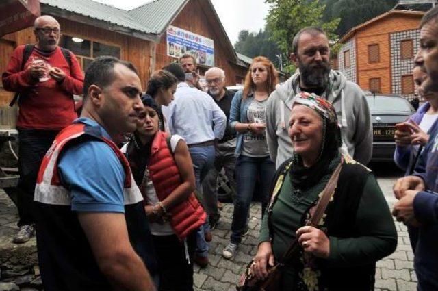 Rize de Yeşil Yol un Masaya Yatırılacağı Toplantıda Gerginlik 3