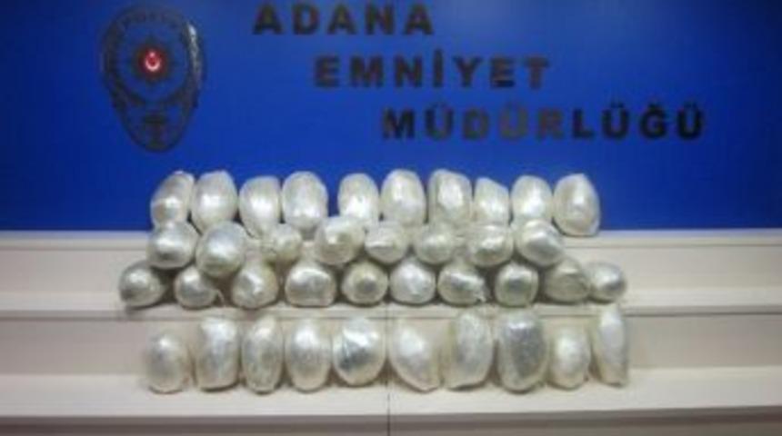 Ev Eşyası Yüklü Kamyonetten 85 Kilo Esrar Çıktı