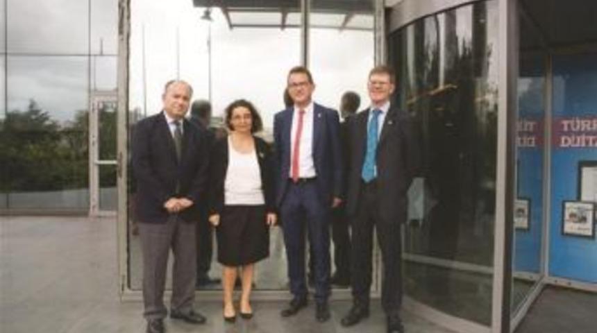 Three Consul Generals From Eu Countries Visit Daily H&uuml;rriyet After Attacks
