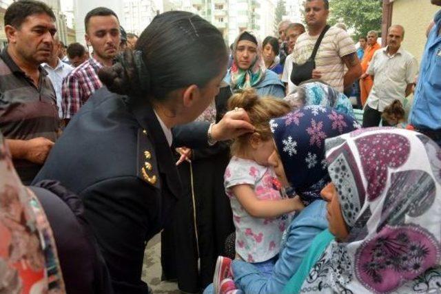 Şehit Ailelerine Acı Haberi Şehit Kızı Polis Müdürü Veriyor