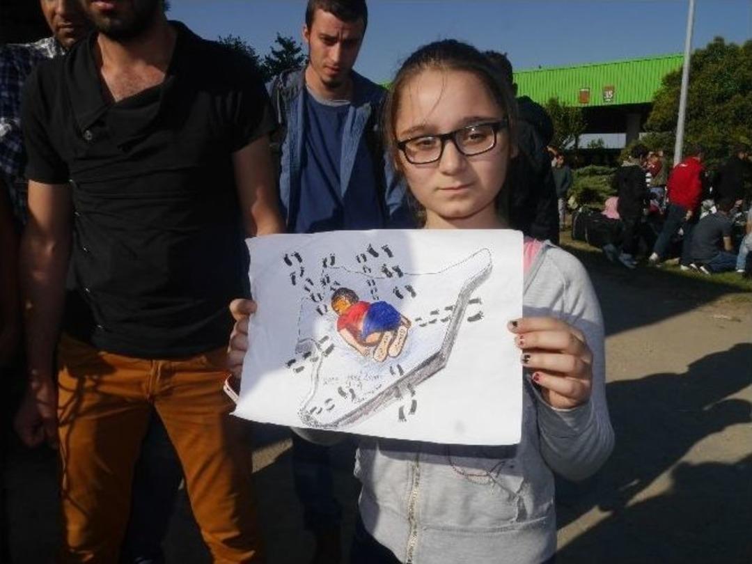 Suriyeli Sığınmacılar Akın Akın Edirne&rsquo;de Toplanıyor