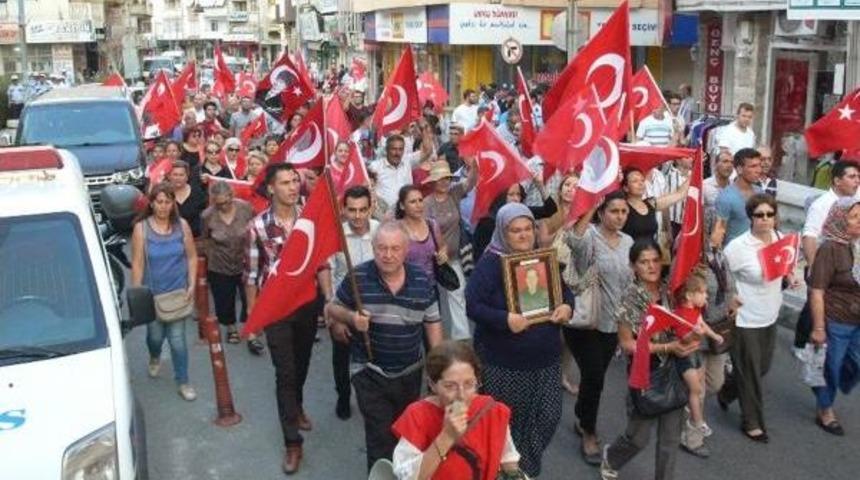 S&ouml;ke'de Ter&ouml;re Tepki Y&uuml;r&uuml;y&uuml;ş&uuml;