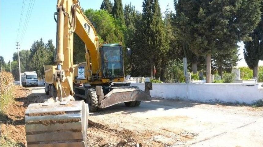 Torbalı&rsquo;da &Ccedil;ileye D&ouml;n&uuml;şen Mezarlık Yoluna &Ccedil;&ouml;z&uuml;m