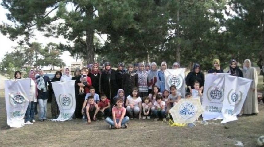 Tavşanlı İhh, Yetim &Ccedil;ocuklar İ&ccedil;in Piknik Etkinliği D&uuml;zenledi