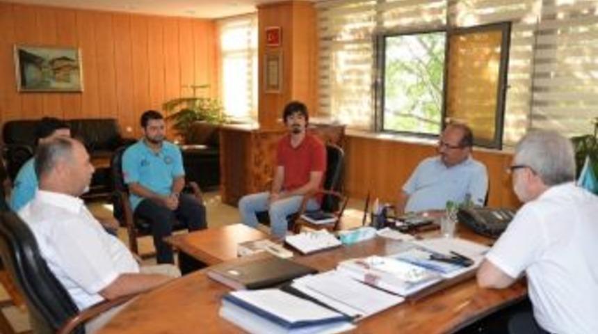 U&uuml;&rsquo;l&uuml; &Ouml;ğrencilere En İyi Tasarım &Ouml;d&uuml;l&uuml;