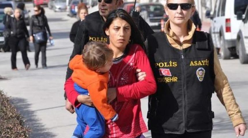 Cinayet Sanığı Kadın: Adam Intihar Etti