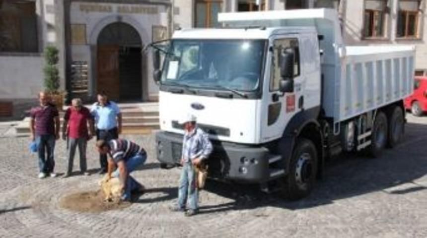 U&ccedil;hisar Belediyesi&rsquo;nin Ara&ccedil; Filosuna Bir Yenisi Daha Eklendi