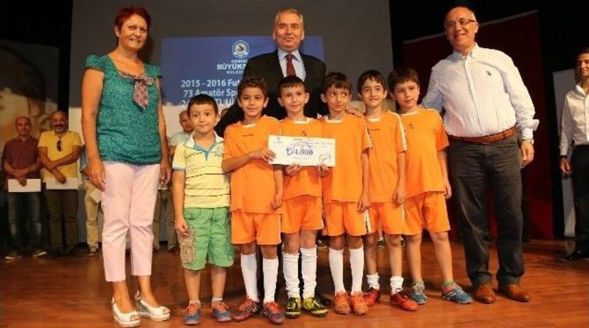 B&uuml;y&uuml;kşehir&rsquo;den Amat&ouml;r Kul&uuml;plere B&uuml;y&uuml;k Destek