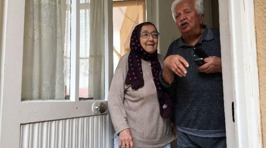 Yaşlı &Ccedil;ifti Dolandırmak İstediler