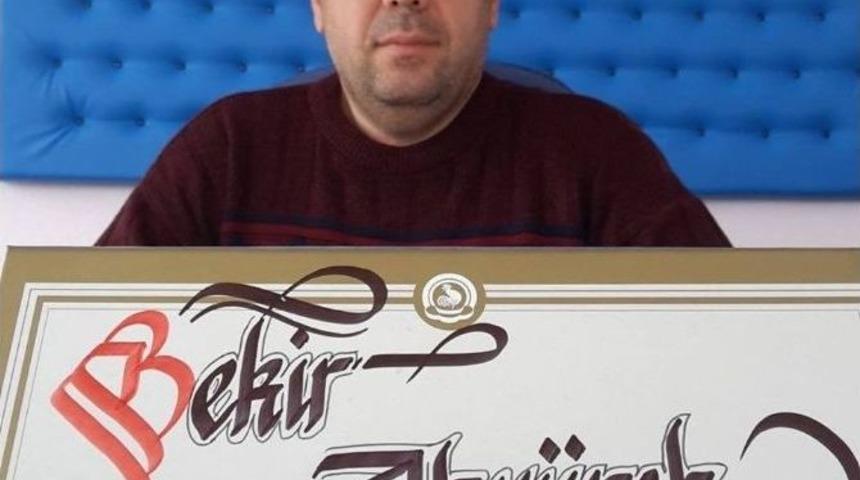 Ayağını Trakt&ouml;r&uuml;n Kuyruk Miline Kaptıran Muhtar Yaralandı