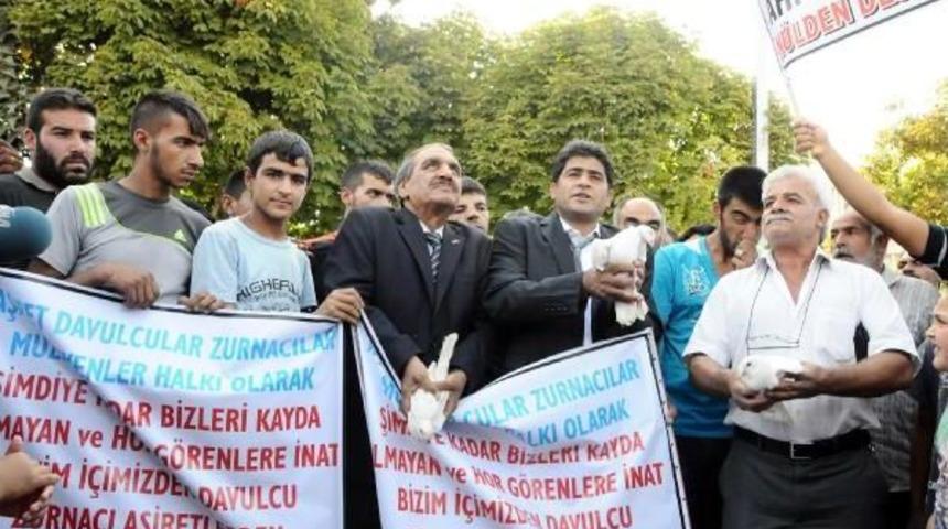 Davulcu Aday Adayı, Partisini Protesto Etti