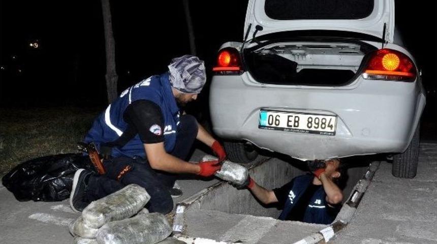 Otomobilin Tamponlarından Esrar Çıktı