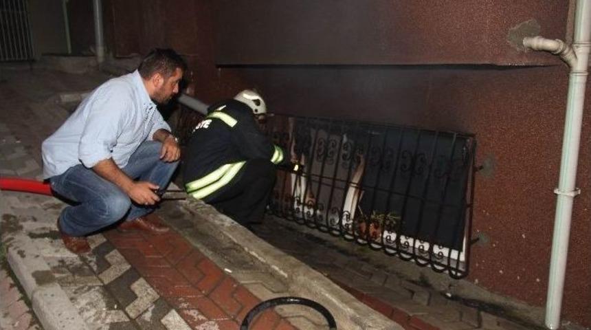 Evini Yakan Şahsı Kurtarmak İsteyen 2 Polis Zehirlendi