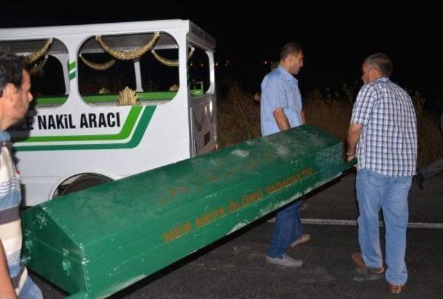 Önünde Giden Kamyona Çarpan Sürücü Öldü