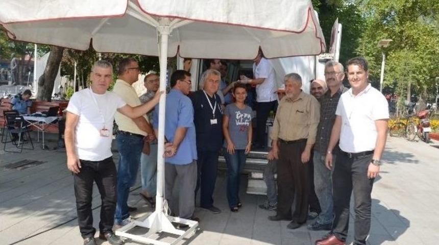 İki G&uuml;nde 100 &Uuml;nite Kan Toplandı