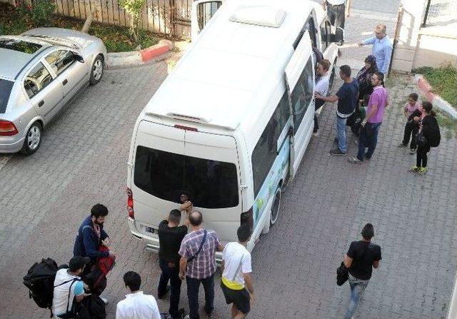 İtalya’ya Gitmek İçin Sahilde Bekleyen 58 Suriyeli Yakalandı