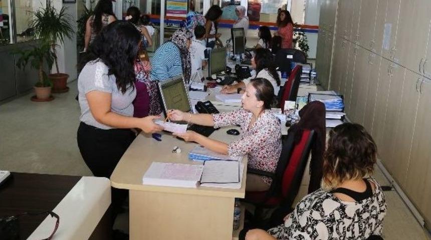 Öğrenim Yardımı Başvuruları Sürüyor