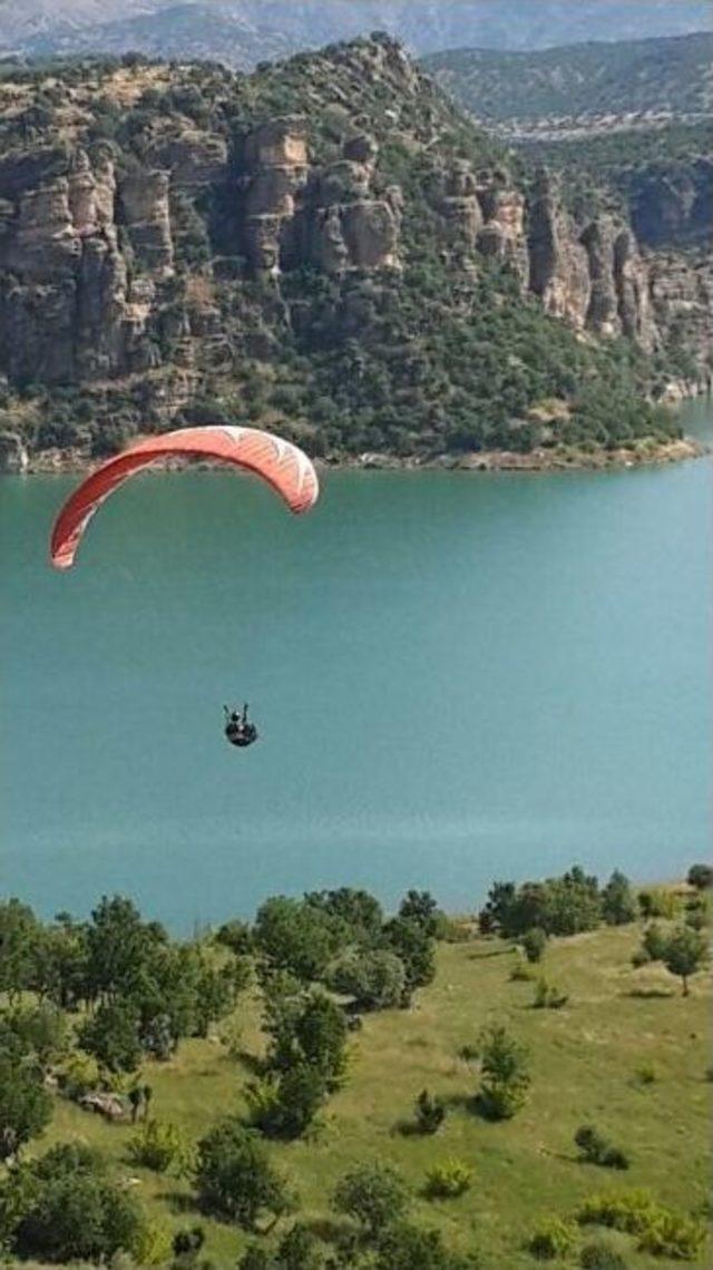 (özel Haber) Paraşütçülerin Rekor Hayali Barışa Kaldı