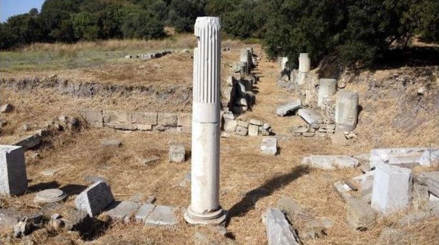 Antik Kenti Sembolize Eden Heykel Aliağa&rsquo;nın Tanıtımında Kullanılacak