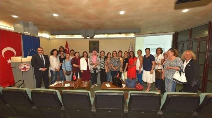 Trabzon&rsquo;da Kadın Ve Demokrasi Paneli Yapıldı