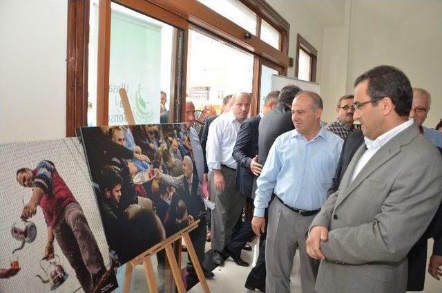 ’’türkiye Çay İçiyor’’ Fotoğraf Sergisi Rize’de Açıldı