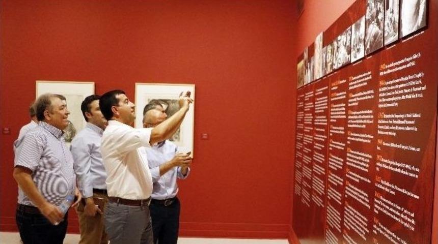 Aks&rsquo;de Picasso Ve Ara G&uuml;ler Sergisi A&ccedil;ıldı