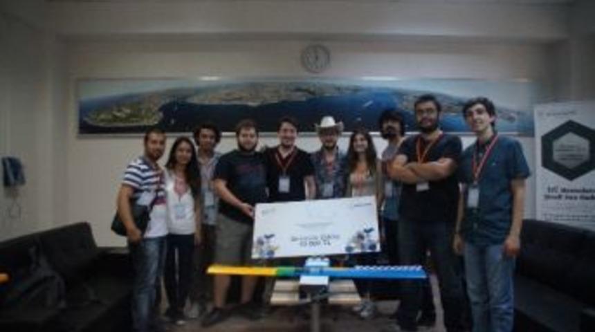 A&uuml; &Ouml;ğrencileri İnsansız Hava Aracı Tasarımı Birincisi Oldu