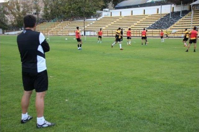 Tekirdağspor, Birlik Nakliyat Düzyurtspor Maçına Hazırlanıyor