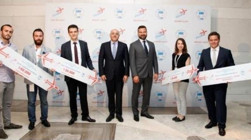 Pilott Girişimcilik Zirvesinin İkincisi Ger&ccedil;ekleşti