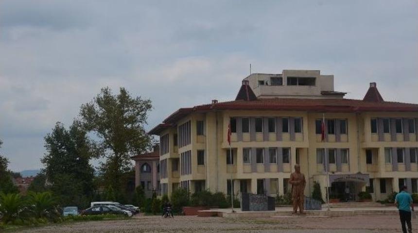 Sapanca&rsquo;da İntihar Girişimi