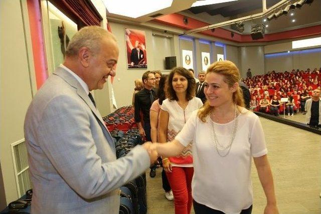 Başarılı Gen&ccedil;lere Başkan Morali 1