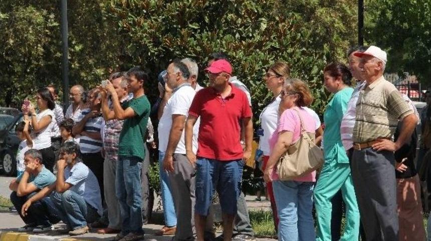 Solunum Sıkıntısı &Ccedil;eken Yaşlı Kadın Umuda U&ccedil;tu