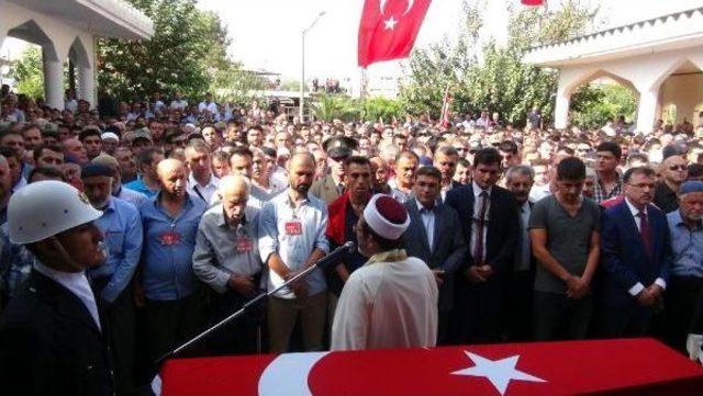 Şehit Polis Mehmet Tuhal, Hassa'da Toprağa Verildi