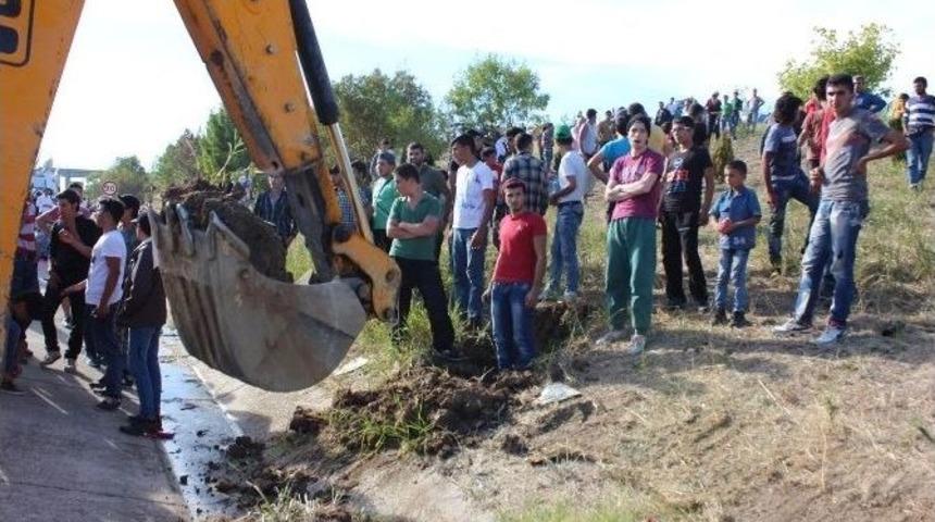 Suriyeli Sığınmacılar Edirne&rsquo;de A&ccedil;lık Grevine Başladı
