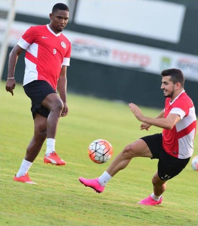 Yusuf Şimşek’Ten Futbolcularına Uyarı: Hızlı Oynayın, Her Yere Ayak Basın