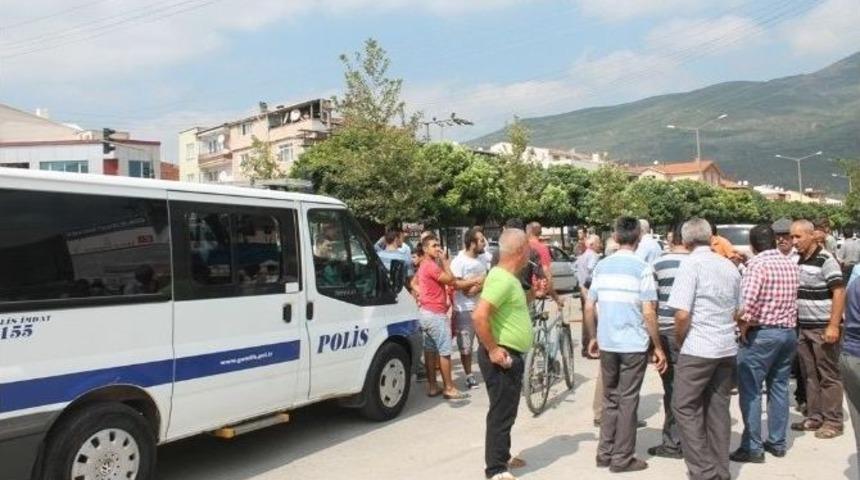 Ara&ccedil; Yayalara &Ccedil;arptı: 1 &Ouml;l&uuml;, 2 Yaralı