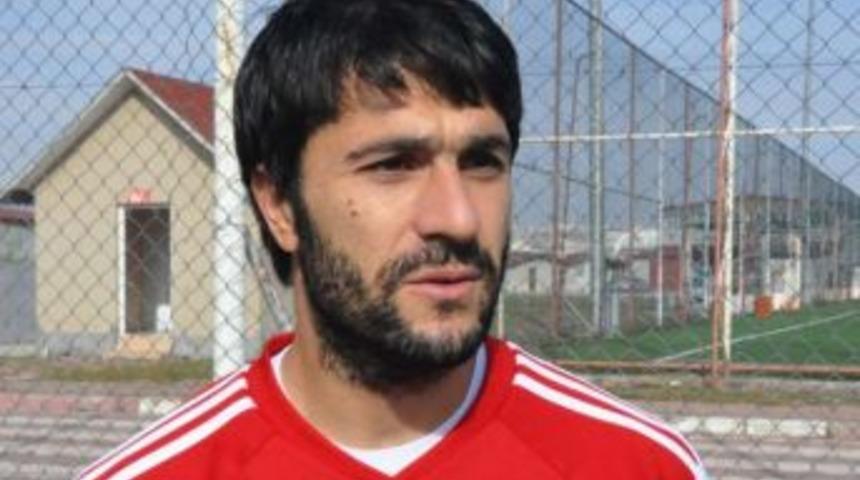 Sivasspor Kaptanı Adem: Konyaspor Maçında Hedefimiz 3 Puan